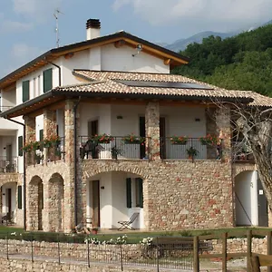https://la-casa-di-pericle.hotelinveneto.com
