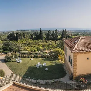 https://villa-la-lumia-bb.sicilyhotelsitaly.net